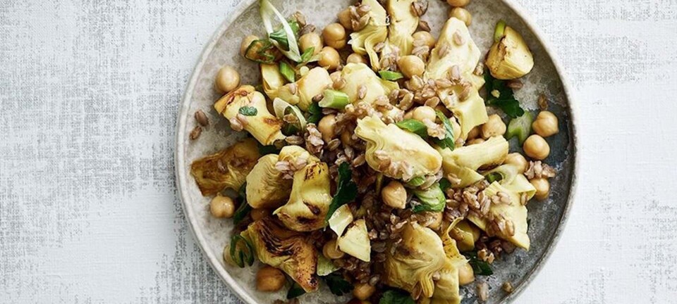 Rugsalat med artiskok og bønner