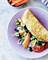 Omelet med spinat og røget laks