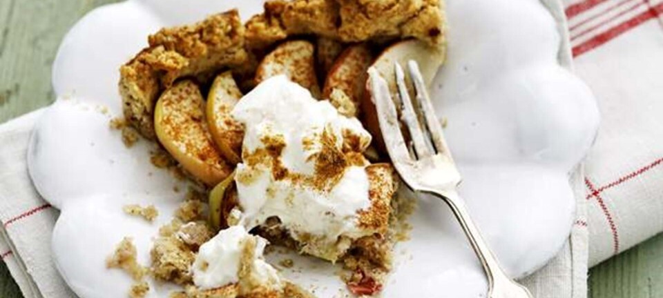 Æbletærte med valnøddebund