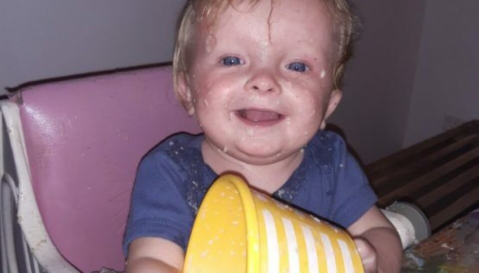 Lille Miso er snart 1 år gammel, og han har aldrig set sin far (Foto: Privat).