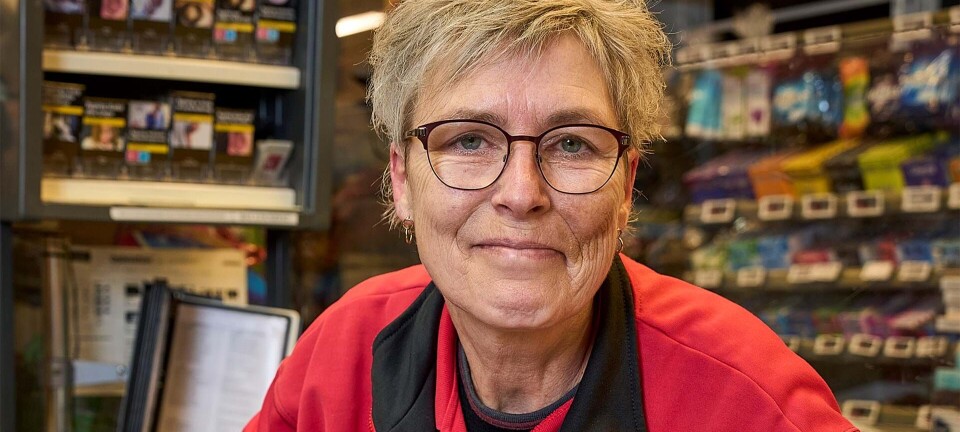 Finalist til Danmarks sødeste kassedame: Ulla bliver kaldt Mor Løvbjerg