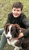 Den toårige border collie er ligesom Christian og hans søskende vilde med den dejlige natur, der omgiver familiens fristed i Himmerland. (Foto: H.K.H. Kronprinsessen)