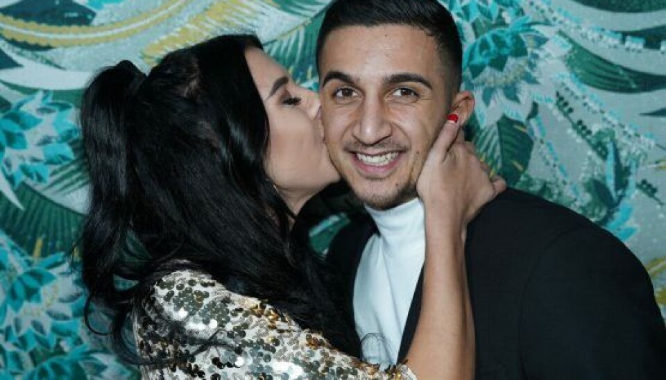 Tessie og Baris dukkede op sammen til 'Robinson's finalefest. Her stod det klart, at parret altså IKKE var gået fra hinanden (Foto: Janus Nielsen)