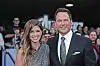 ste ene, må man skilles fra den person, man før troede, var den eneste ene. Da filmstjernen Chris Pratt, 40, faldt for Katherine Schwarzenegger, 29, kom han hurtigt ud af
ægteskabet med Anna
Faris, som han har en
syvårig søn sammen med. Brylluppet fandt sted 8. juni, og blandt gæsterne var naturligvis Katherines fraskilte forældre, Arnold Schwarzenegger og Maria Shriver.
(Foto: Getty Images)