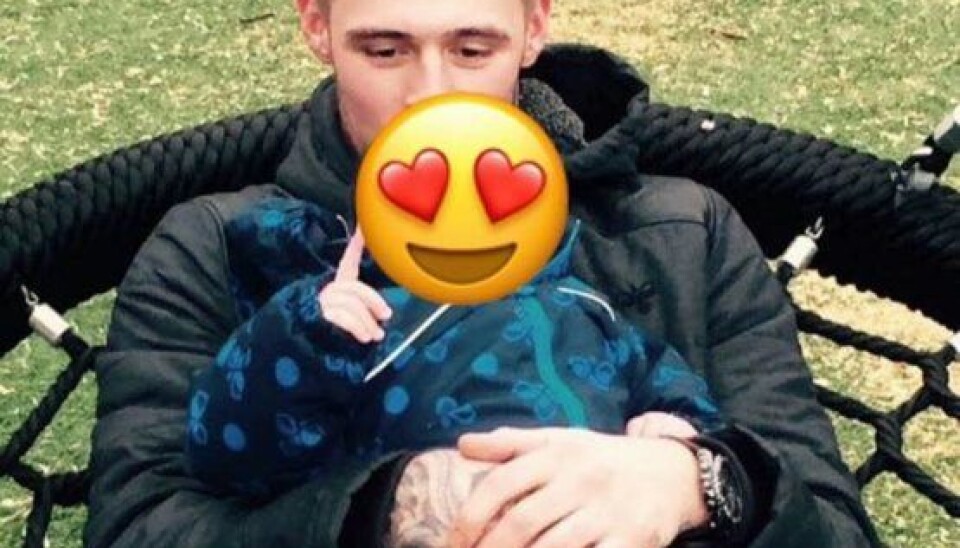 Tobias skjuler Liams ansigt for offentligheden, indtil han er stor nok til at vælge selv (Foto: Privat)