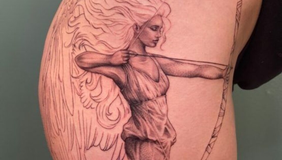 Frejas tatovering som den ser ud nu. (Foto: Privat)