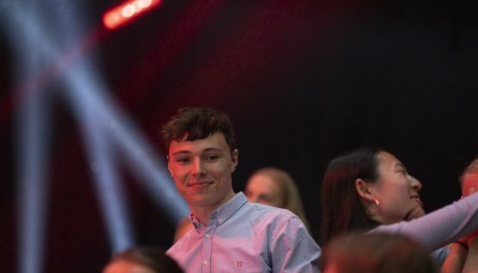 Alma Aggers kæreste Carl Christoffersen var med blandt publikum til 'X Factor'-finalen. (Foto: Anthon Unger)