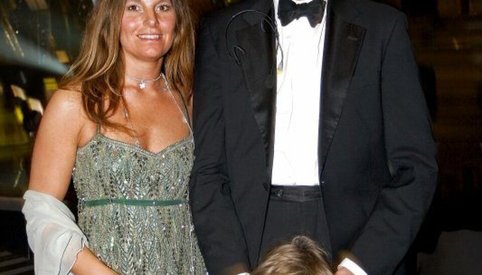 Mads Christensen og Camilla Barner-Christensen med sønnen Hannibal (Foto: Michael Stub)