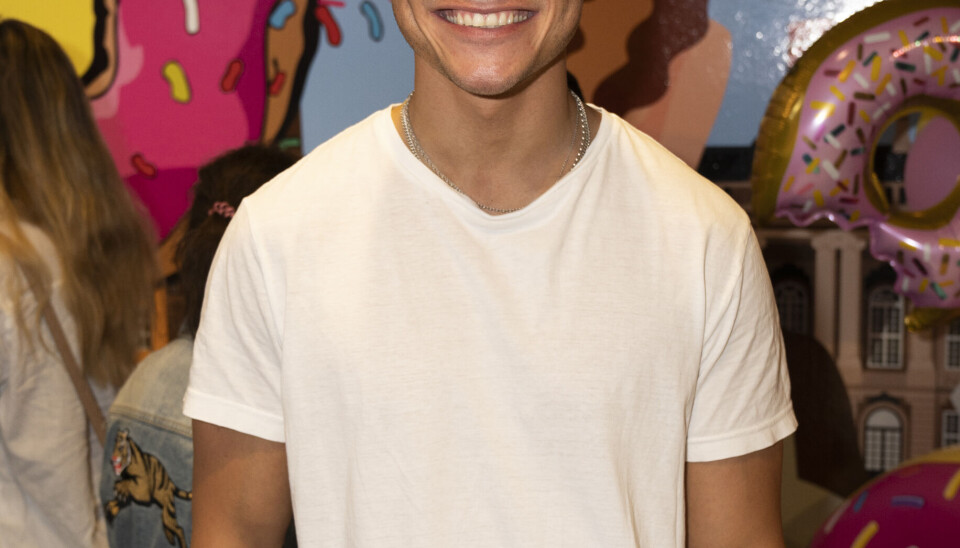 Model og tidligere 'Robinson'-stjerne Jaffer dukkede også op til Bronuts-reception (Foto: Anthon Unger)