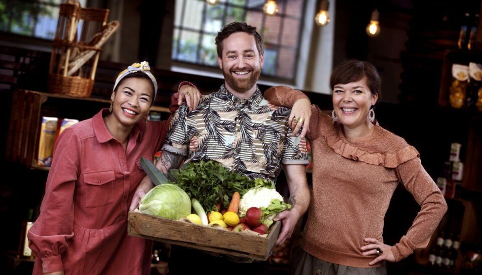 'Maddystens' dommertrio består af Michelin-kok Dak Wichangoen, kok og kogebogsforfatter Louisa Lorang. I anden sæson kom kok og pizzaguru Gorm Wisweh med og erstattede madelsker og tv-vært Tim Vlademir fra første sæson (Foto: Carsten Mol/DR)