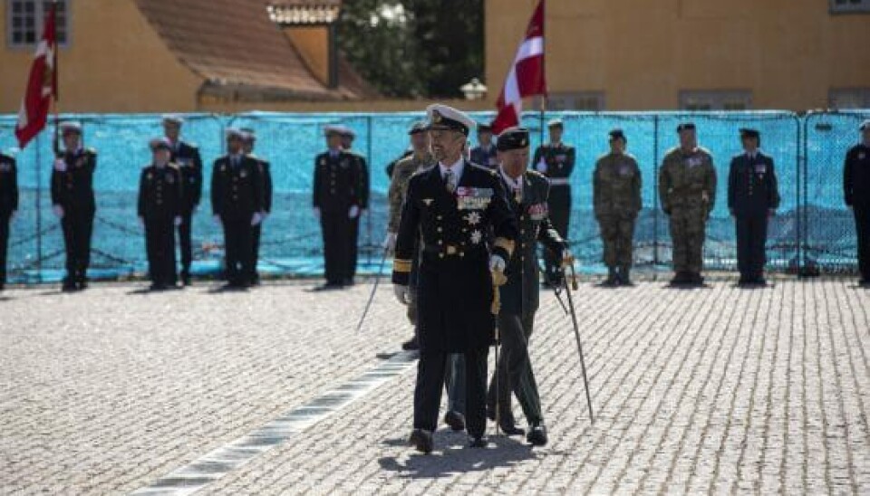 Frederik og Mary ankommer til Flagdag for Danmarks udsendte. (Foto: Lars E. Andreasen)
