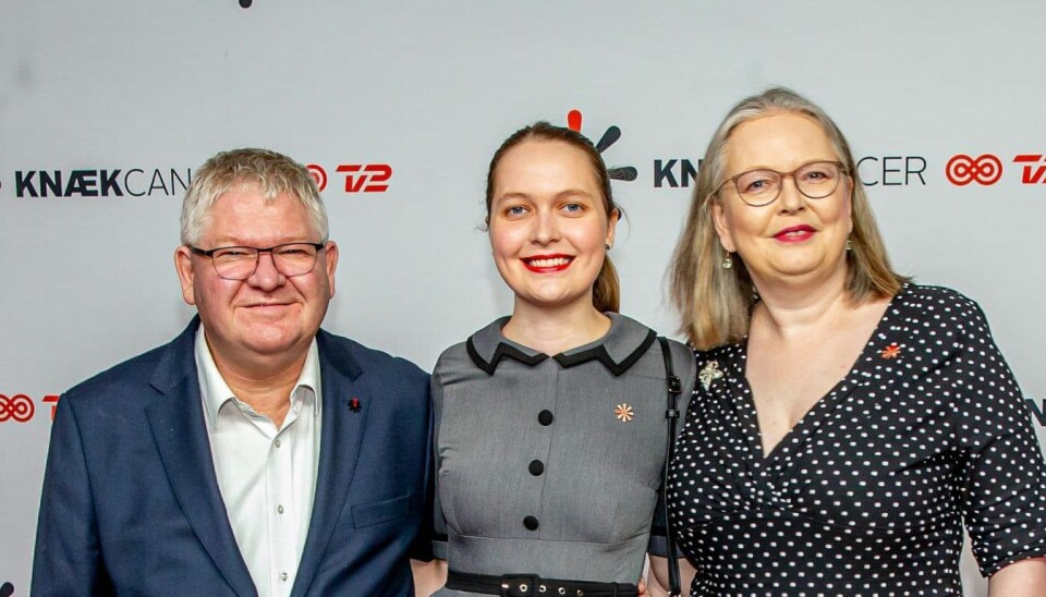 Rachel med sin mor Theresia og far Lars (Foto: Michael Stub)