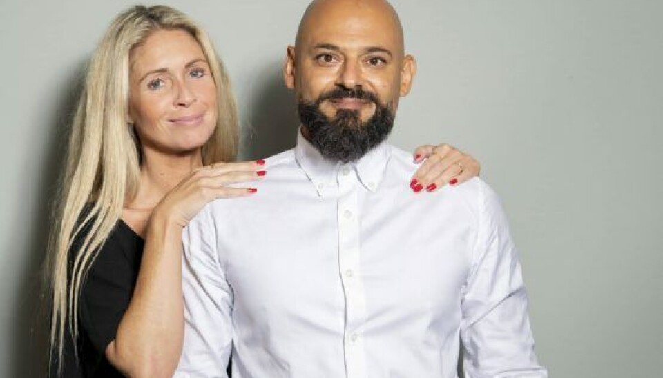 Janus Nabil Bakrawi & Karina Frimodt i 'Vild med dans' sæson 17. Sidste fredag var en 'Knænk Cancer'-version, og derfor røg ingen par ud. Men på fredag kan Janus igen risikere at blive sendt hjem. (Foto: Anthon Unger)