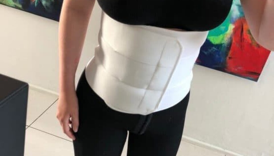 Denne dragt skulle Amanda have på i cirka to måneder, mens det var varmest i Danmark. (Foto: Privat)