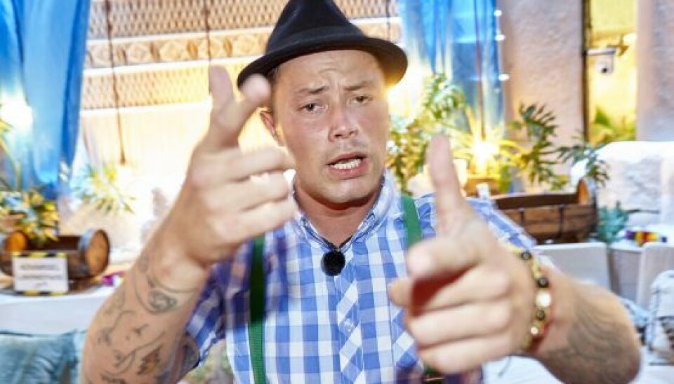 Marco til tyrolerfest på 'Paradise Hotel' (Foto: Janus Nielsen)