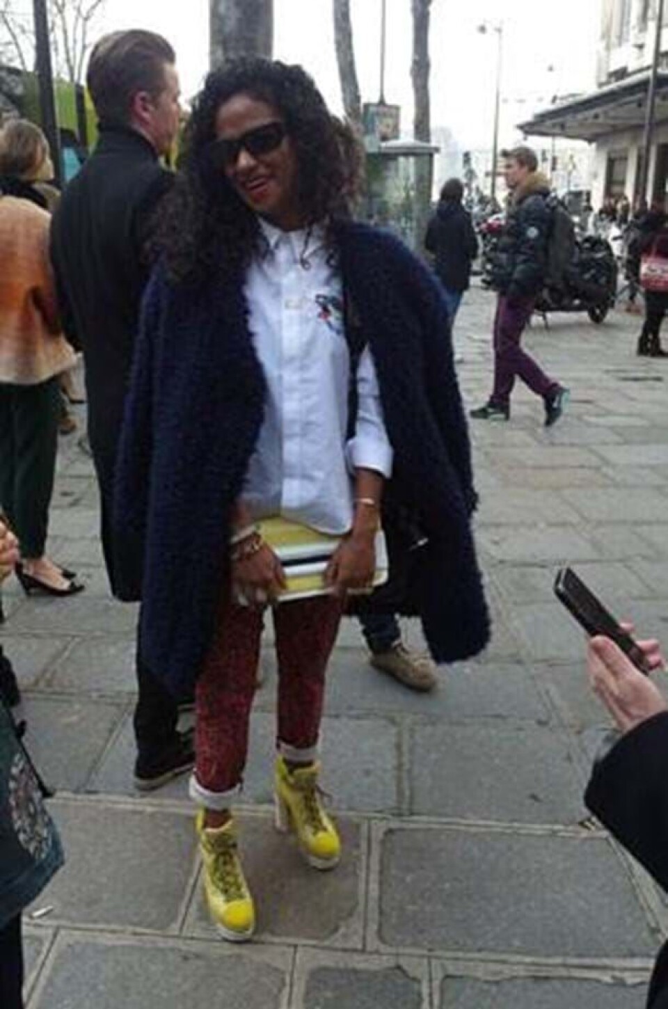 Se fransk lækkerhed på gaden til Paris Fashion Week i marts 2013