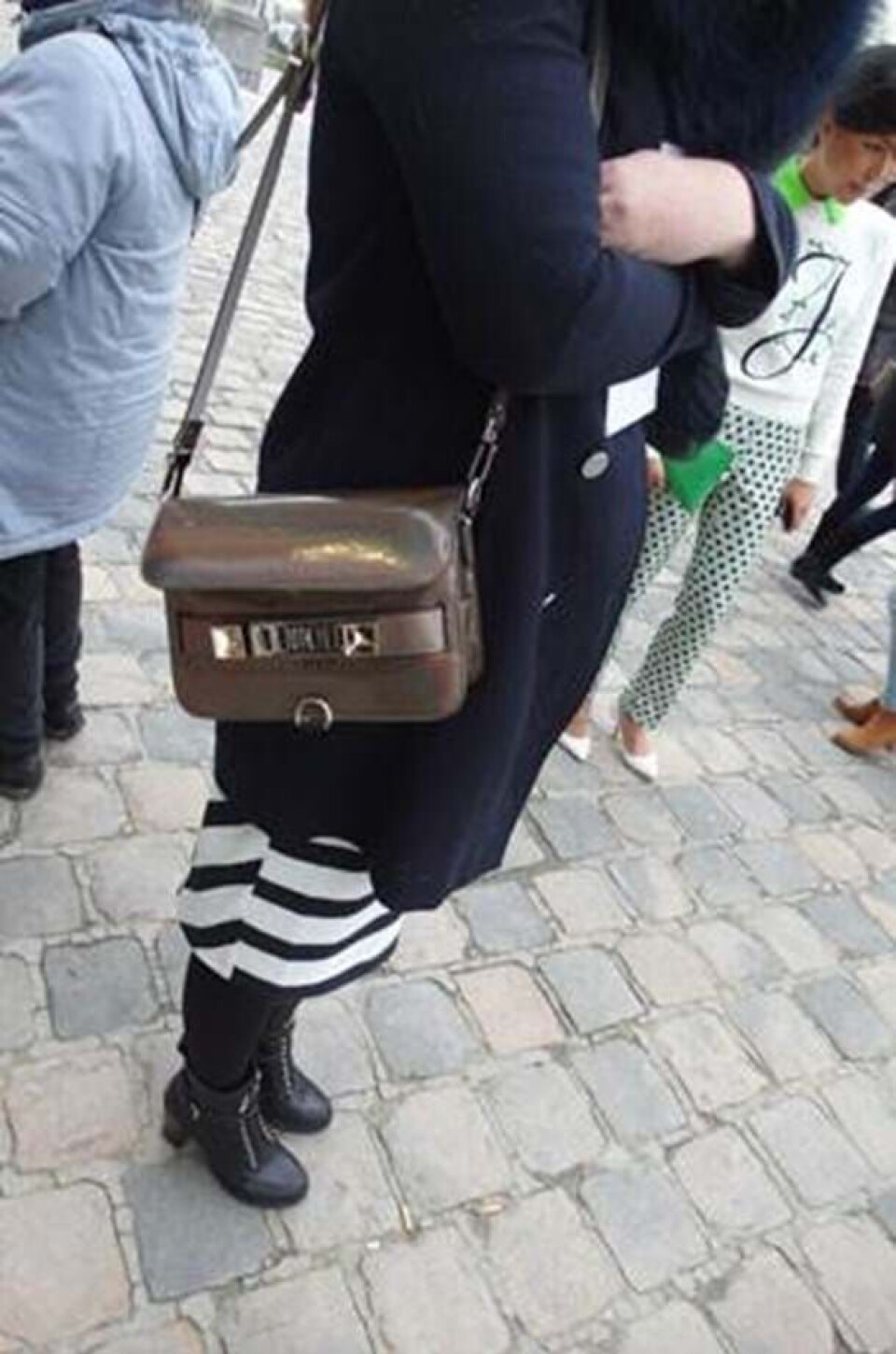 Se fransk lækkerhed på gaden til Paris Fashion Week i marts 2013