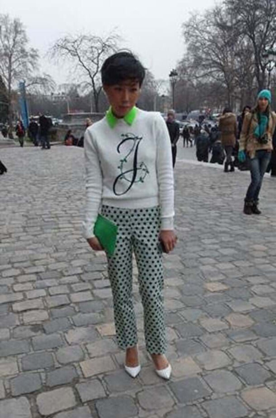 Se fransk lækkerhed på gaden til Paris Fashion Week i marts 2013