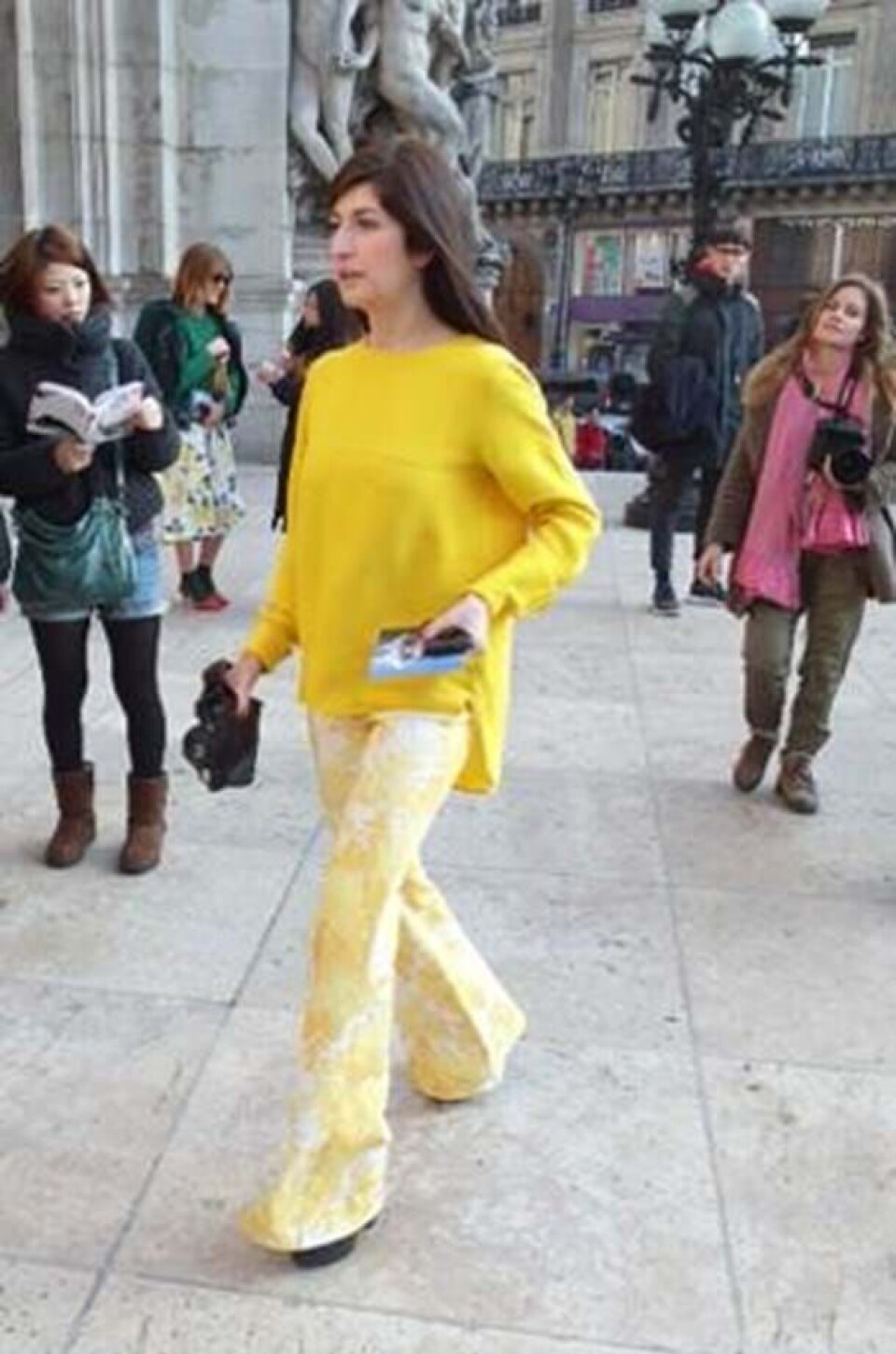 Se fransk lækkerhed på gaden til Paris Fashion Week i marts 2013