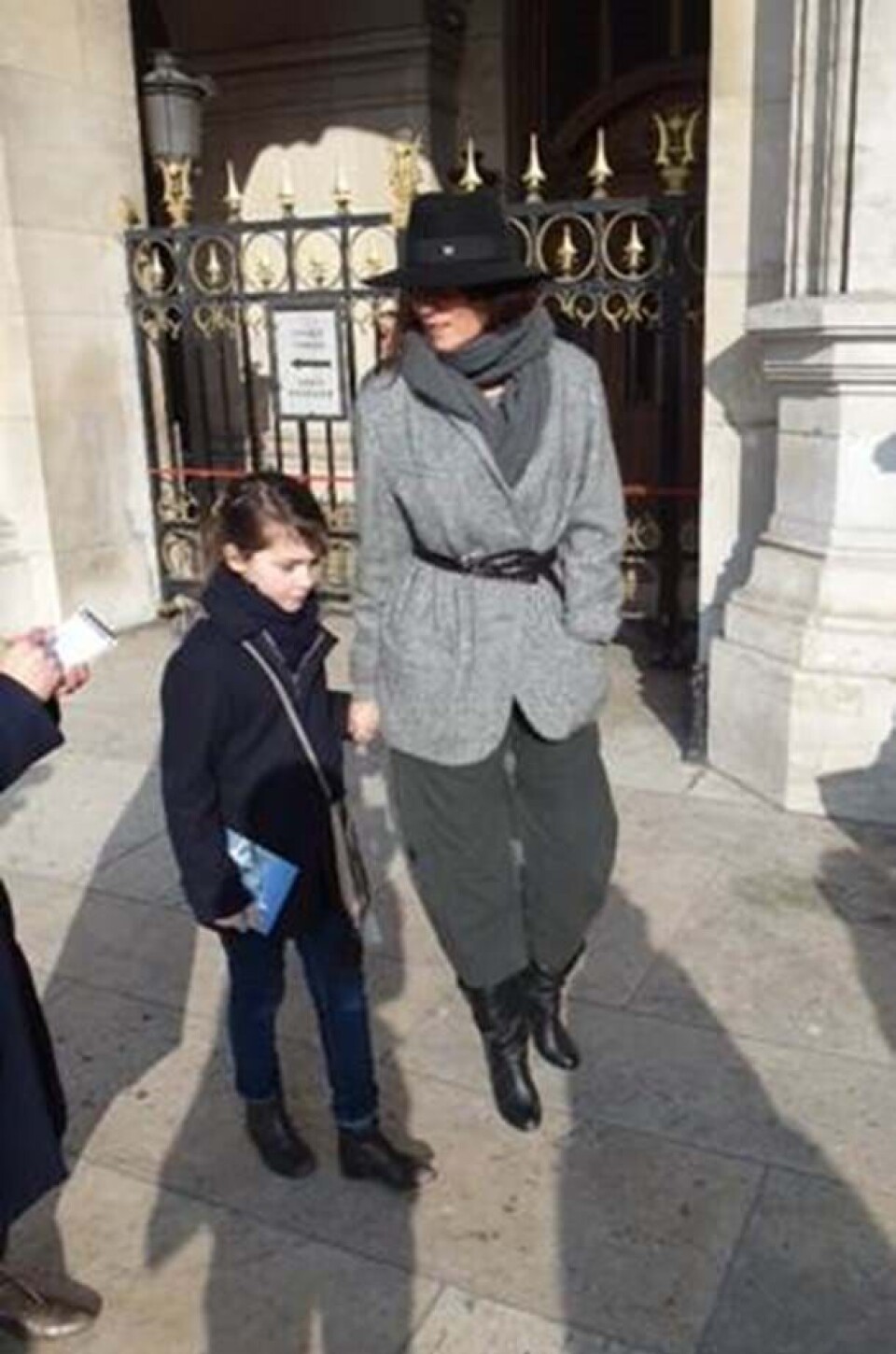 Se fransk lækkerhed på gaden til Paris Fashion Week i marts 2013