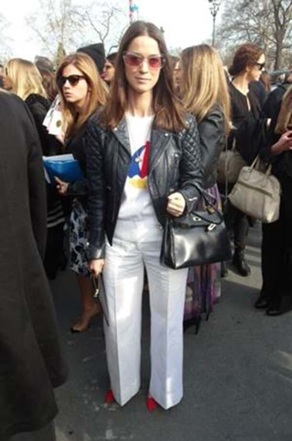 Se fransk lækkerhed på gaden til Paris Fashion Week i marts 2013