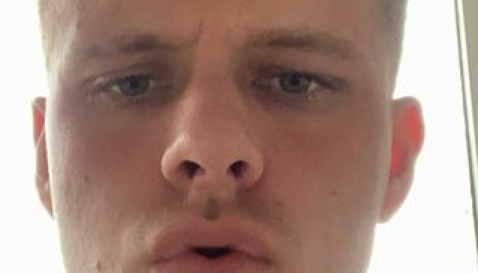 De lange lokker faldt i 2018, hvor Jeppe ligner mere og mere sig selv, som vi kender ham fra 'Ex on the beach'. (Foto: privat)