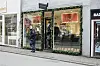 Politiet på besøg i Mai Manniches butik JEWLSCPH i Århus