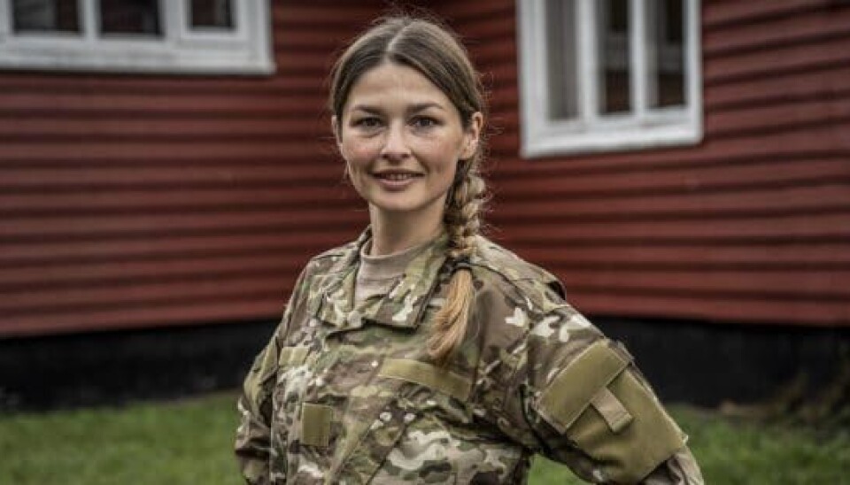 Tidligere OL skiløber Laila Friis-salling, 35, havde født sin datter fire måneder før turen, og savnet til datteren Madeline og kæresten Mads Madsen var stort.- Min største udfordring var at være væk fra familien og ikke vide, hvornår man kommer hjem. Man vidste jo ikke, hvornår man blev sendt hjem. Uvisheden om, hvad der kommer til at ske dagen efter, den var svær for mig, fortæller Laila. (Foto: Per Arnesen)