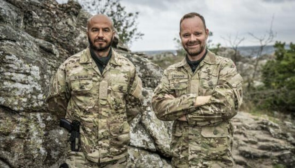 Værterne Dar Salim og Jacob Riising (Foto: Per Arnesen)