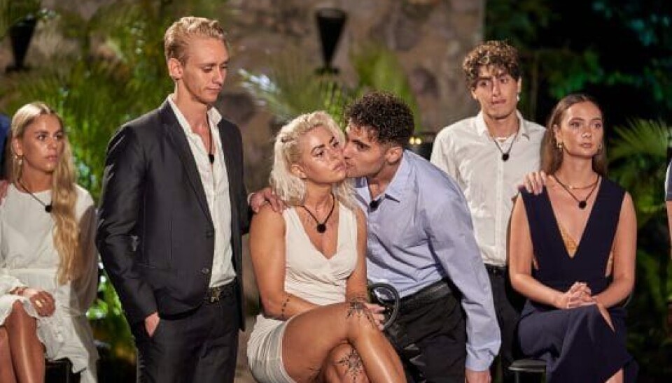 Monique skulle vælge mellem Aykut og Philip. (Foto: Janus Nielsen.)