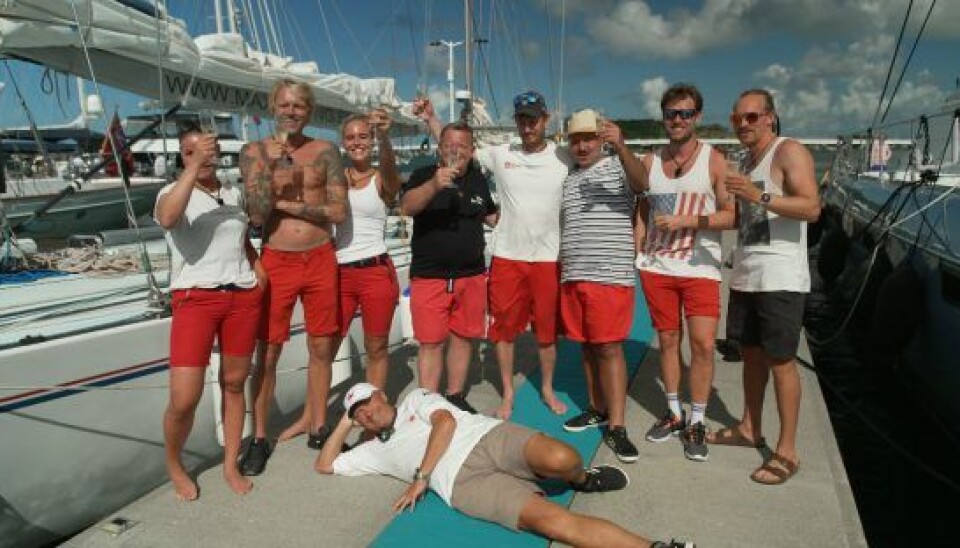 Felix Smith havde traditionen tro sørget for røde bukser til alle (Foto: Discovery Networks Danmark)