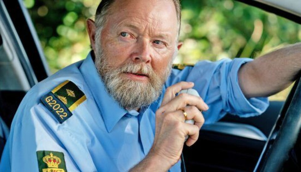 Jesper var i sine unge dage værnepligtig i militæret og kunne således trække på erfaringer i forbindelse med forberedelserne til rollen som politimand i 'Hvide Sande' (Foto: Martin Dam Krisensen/TV 2)