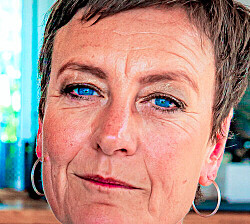 Janni Pedersens store udfordring: Ligger søvnløs