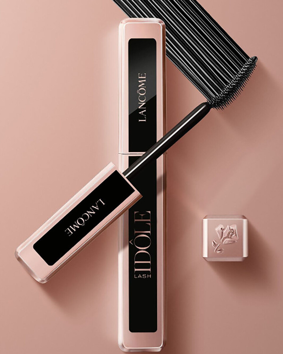 Sort mascara fra Lancôme.