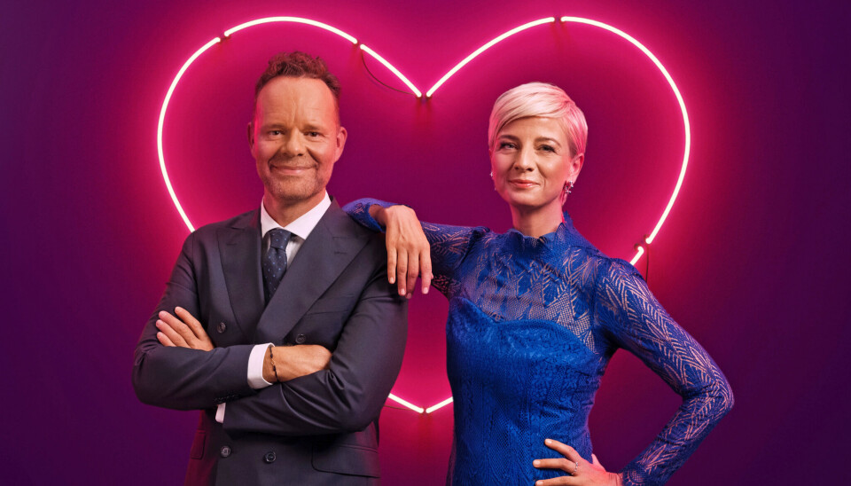 Både Louise og Jacob sætter pris på at stå i spidsen for et show, der gør en forskel for andre. – Det er en hårfin balance, at det er et underholdningsshow, som ikke må blive for fjollet, for det er jo en alvorlig sag, siger Jacob.