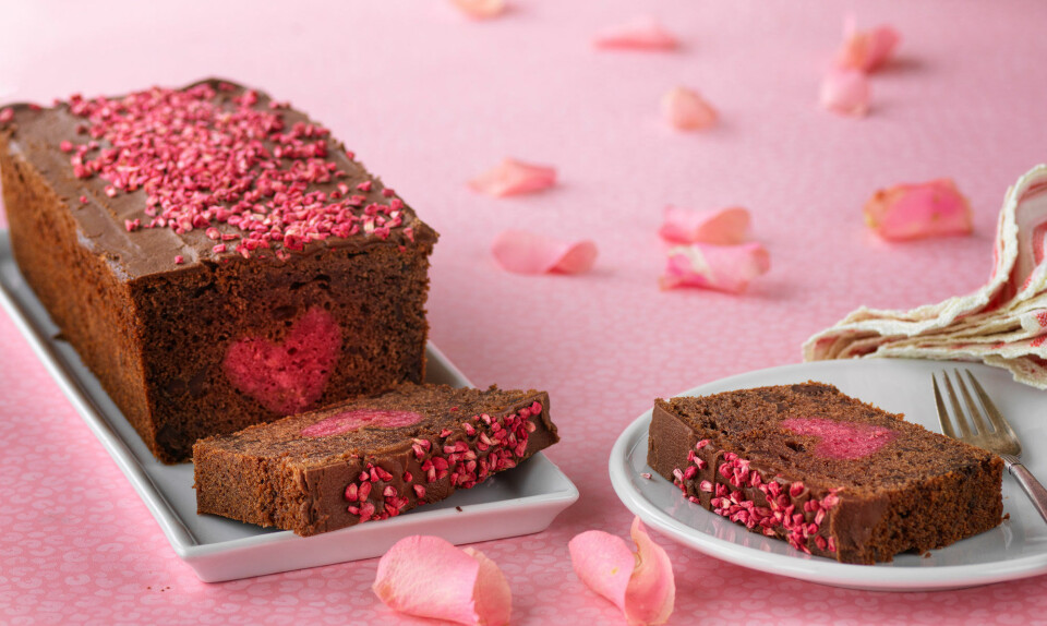 Chokoladekage med hindbærhjerte