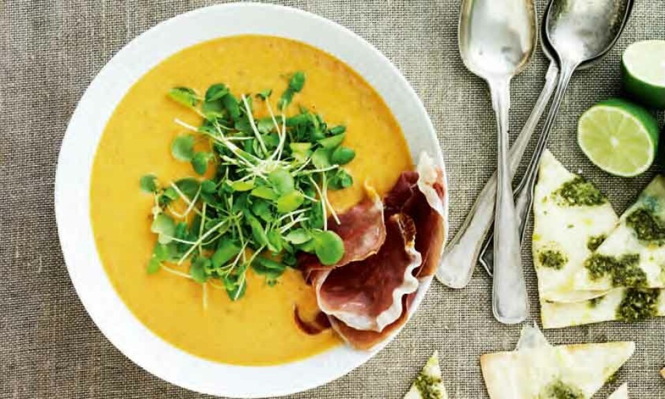 Jordskoksuppe med æble