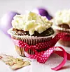 Honningkagecupcakes med chokoladetopping