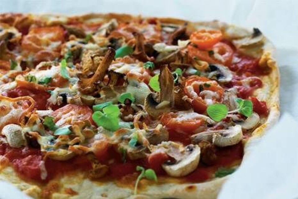 Sensommerpizza med svampe