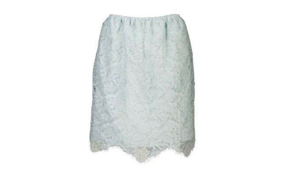 Smuk og feminin nederdel fra Carven til 2.775 kr.