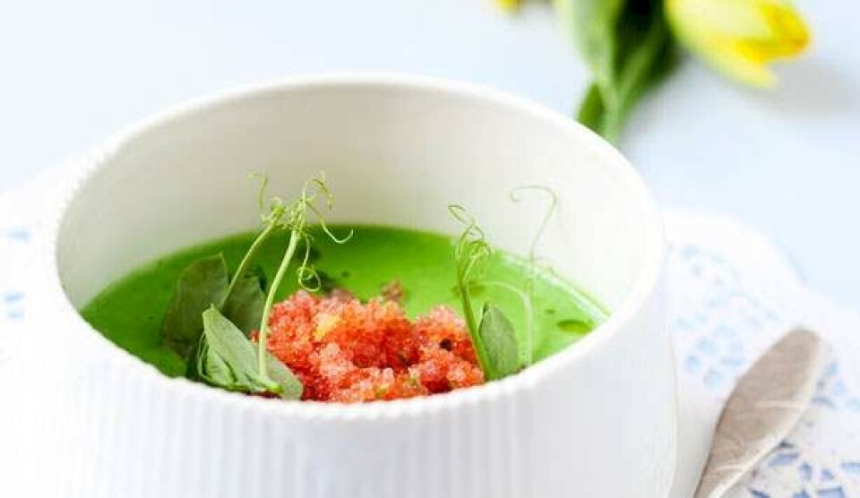 Ærtesuppe med stenbiderrogn