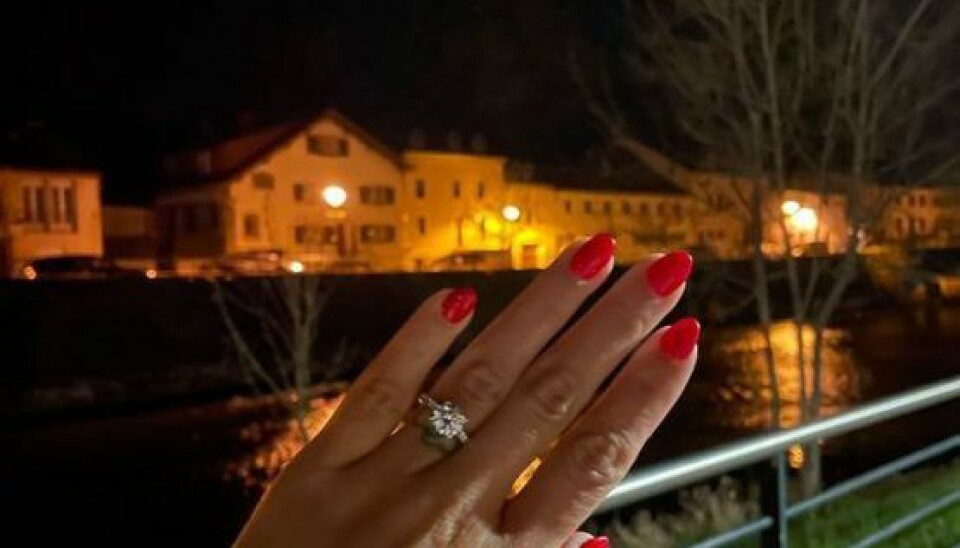 Melissas forlovelsesring (Foto: privat)