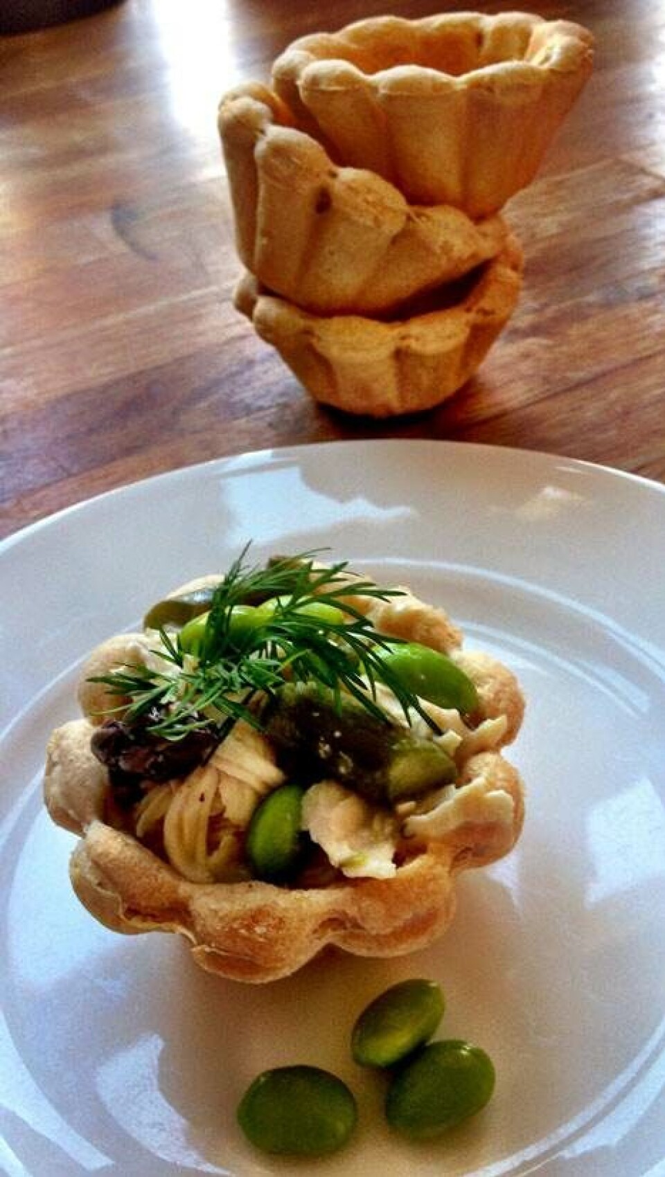 Tarteletter med kylling, asparges og edamamebønner fra Hjemmet