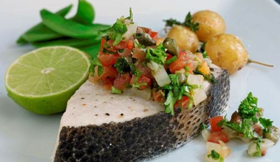 Opskrift på rødfisk med frisk tomatsalsa og nyekartofler