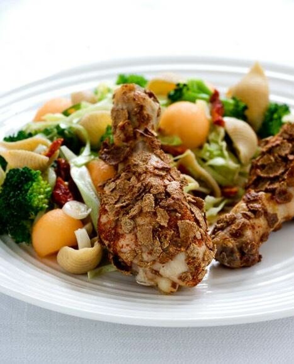 Knasende kyllingelår med salat