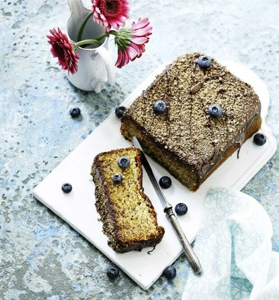 Banankage med rugbrødschoko-crunch