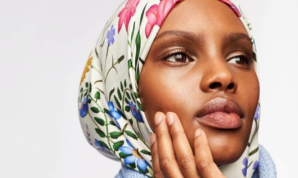 Amina Adan er model med tørklæde