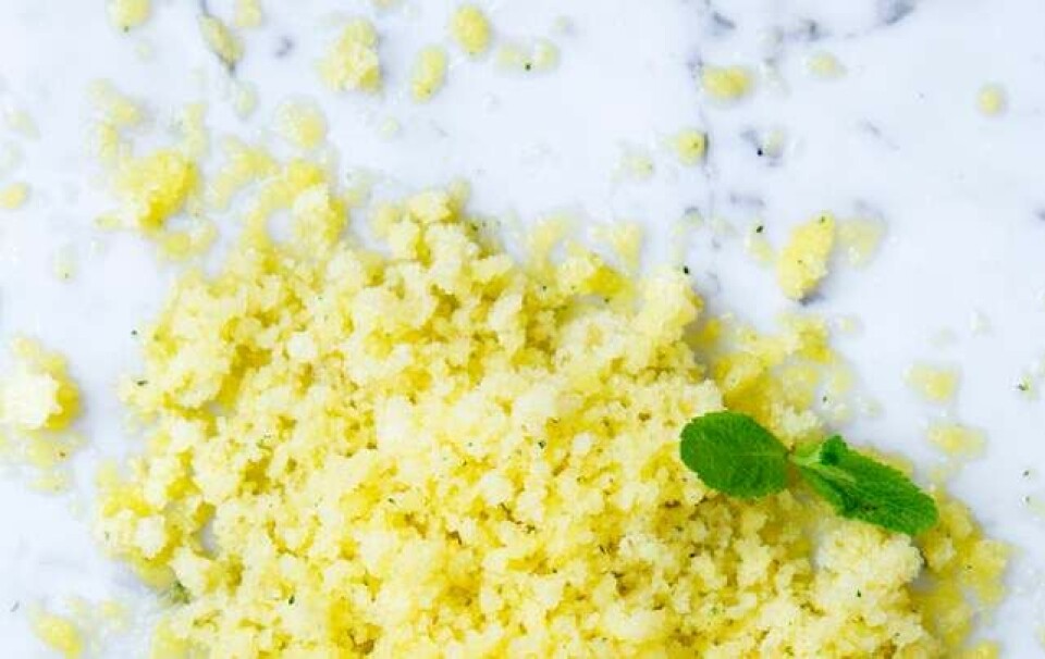 Sådan laver du en frisk ananas-mango-granite