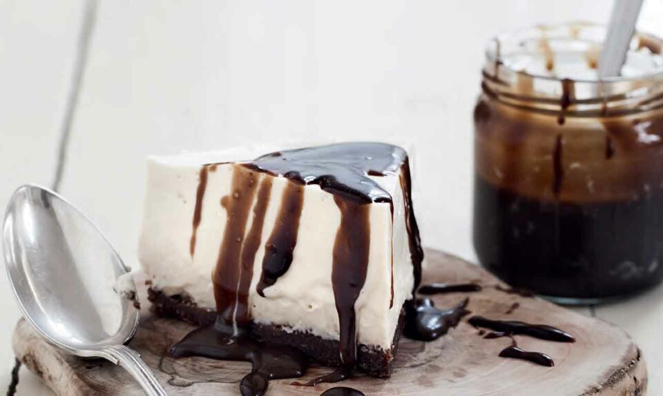 Skønneste cheesecake med Baileys, kaffe og karamel