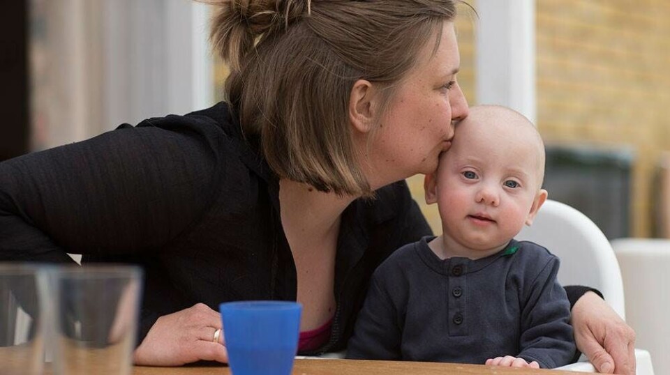 Maria måtte vælge den ene tvilling fra
